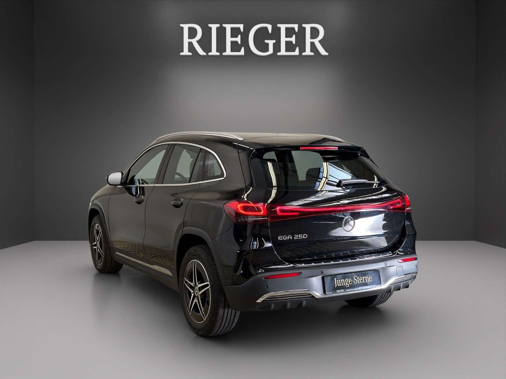 Mercedes-Benz EQA 2023