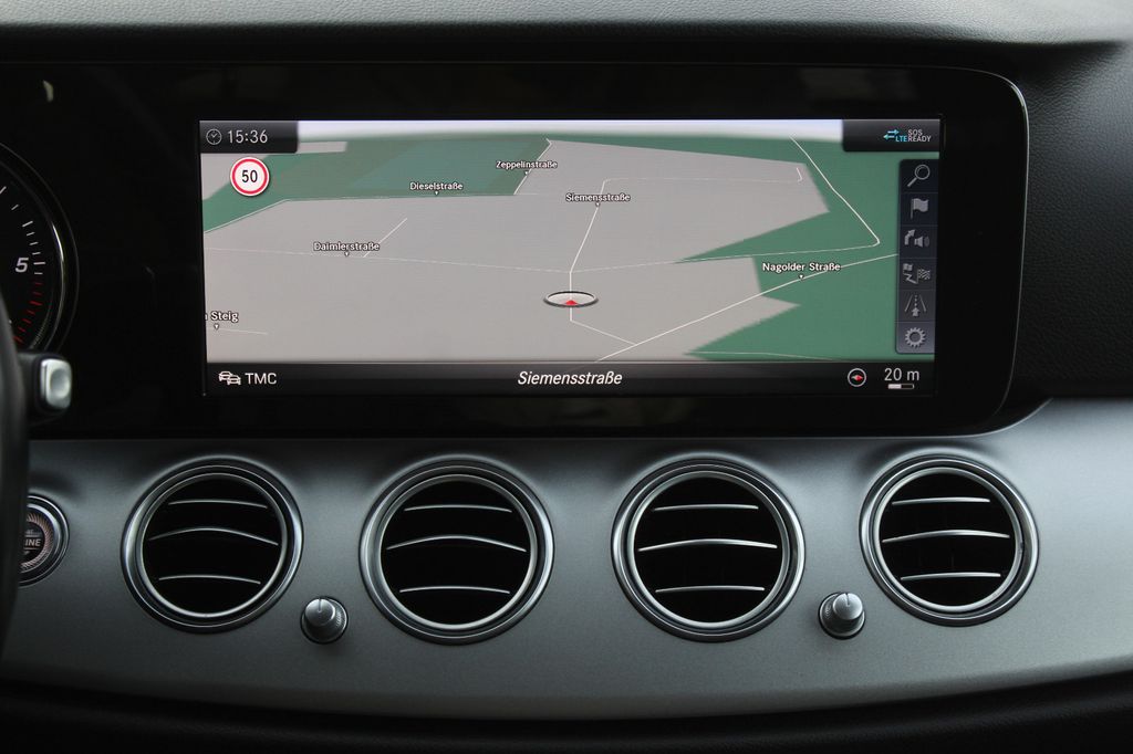 Mercedes-Benz E 300 2019