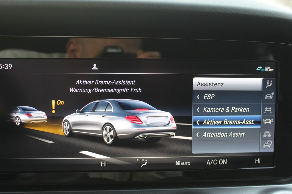 Mercedes-Benz E 300 2019