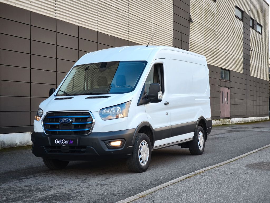 Ford Transit 2022