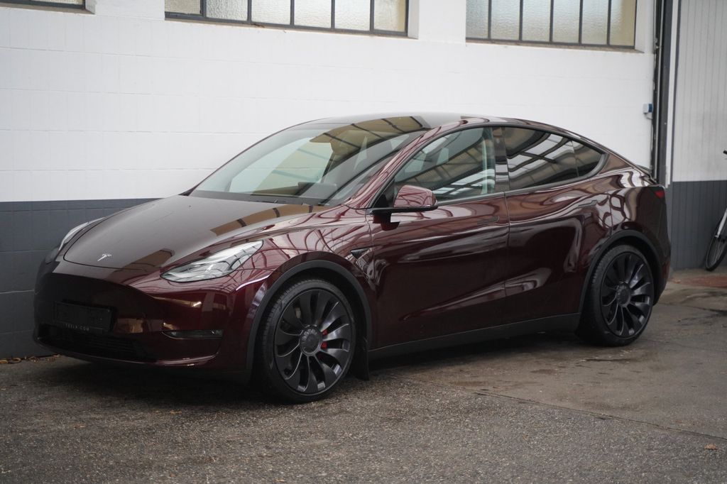 Tesla Model Y 2023