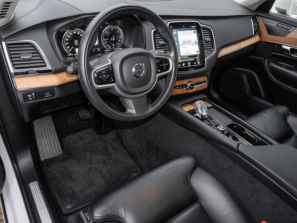 Volvo XC90 2021