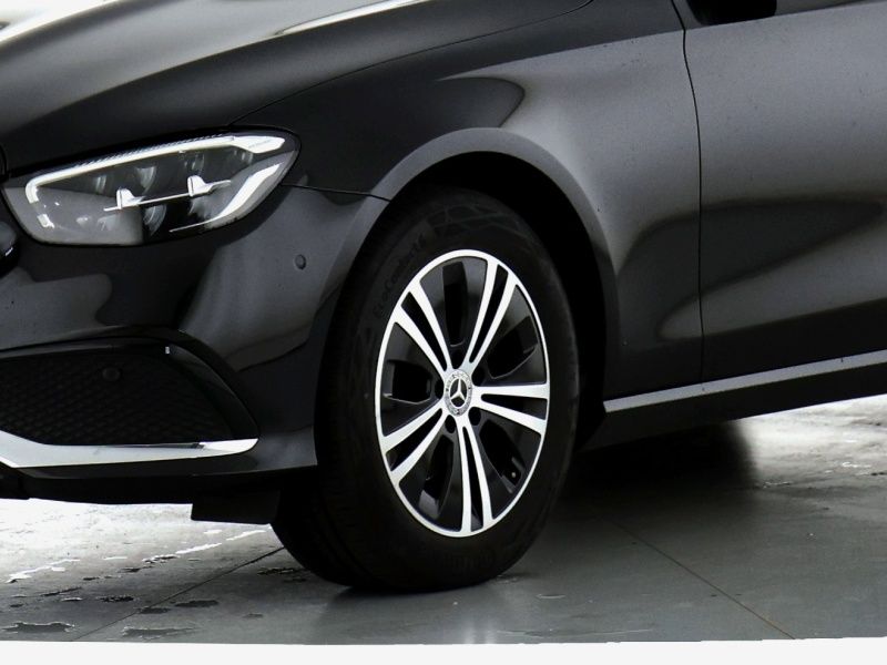 Mercedes-Benz E 220 2022