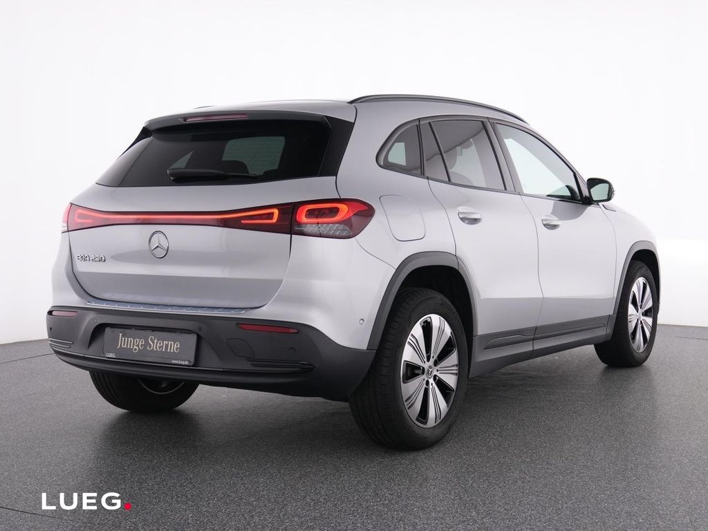 Mercedes-Benz EQA 2021