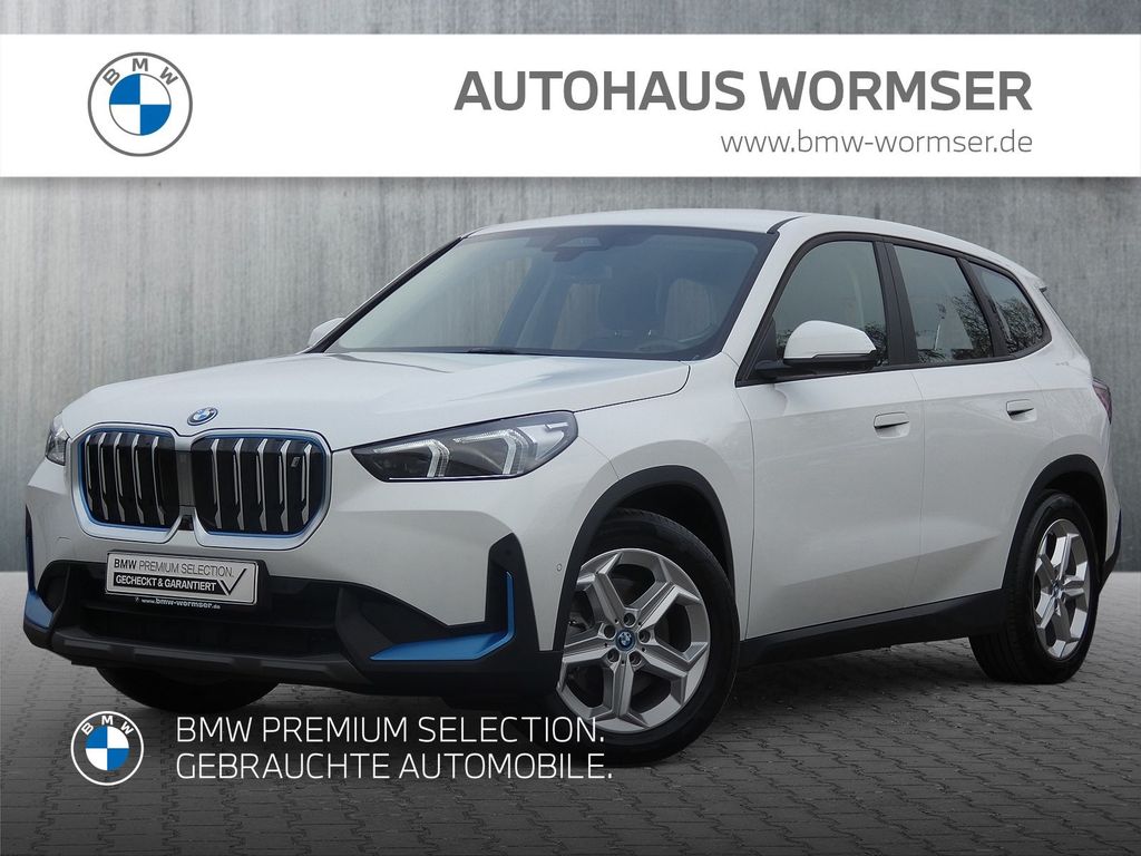 BMW iX1 2023