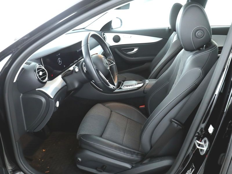 Mercedes-Benz E 220 2022