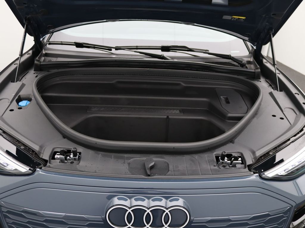Audi Q6 e-tron 2025