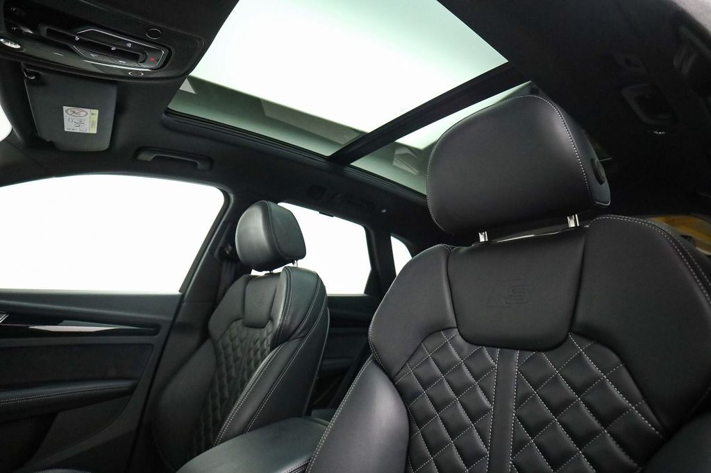 Audi SQ5 2024