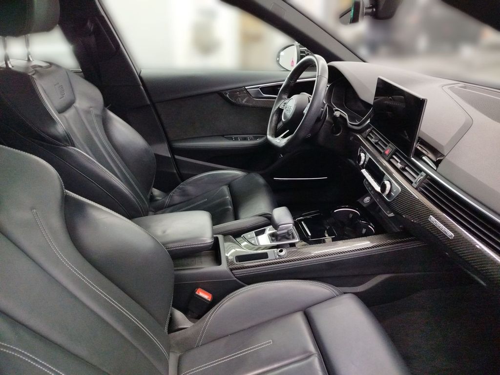 Audi A4 2022