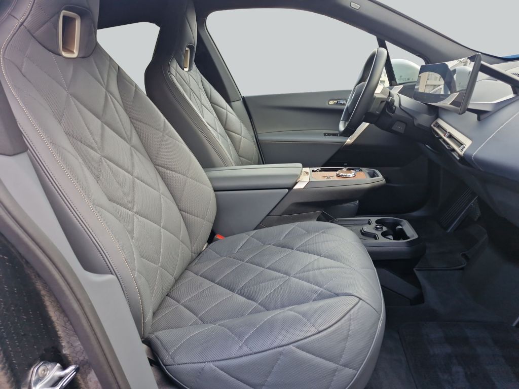 BMW iX 2023