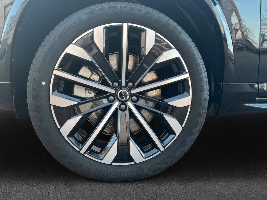 Volvo XC90 2025