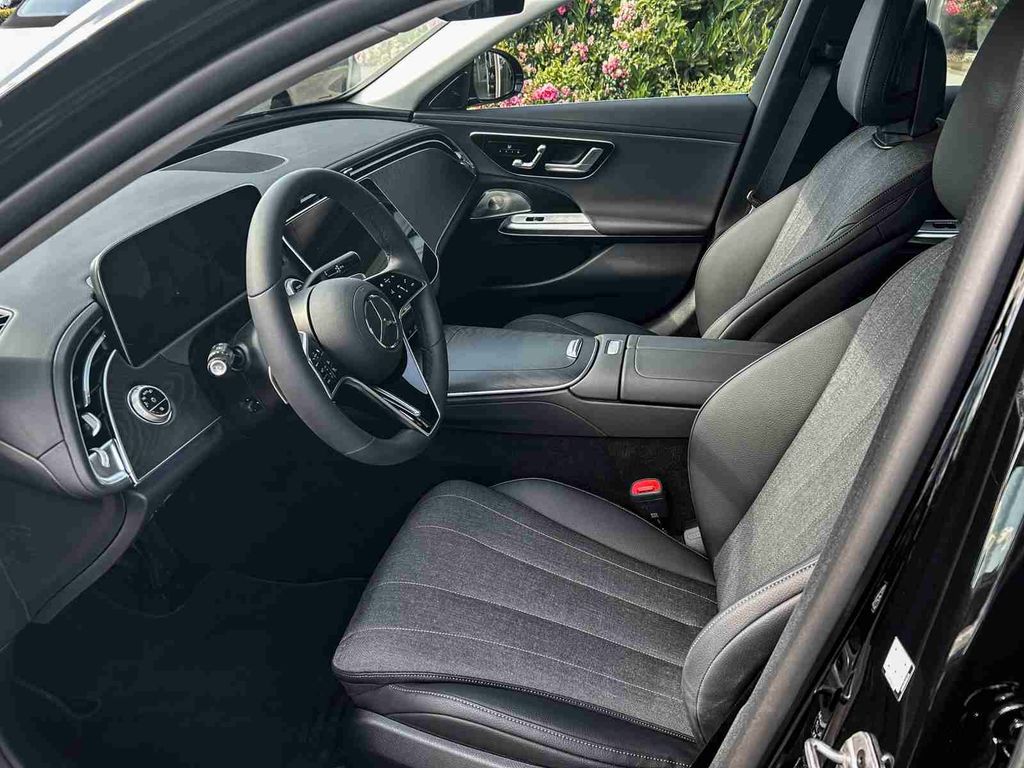 Mercedes-Benz E 450 2025