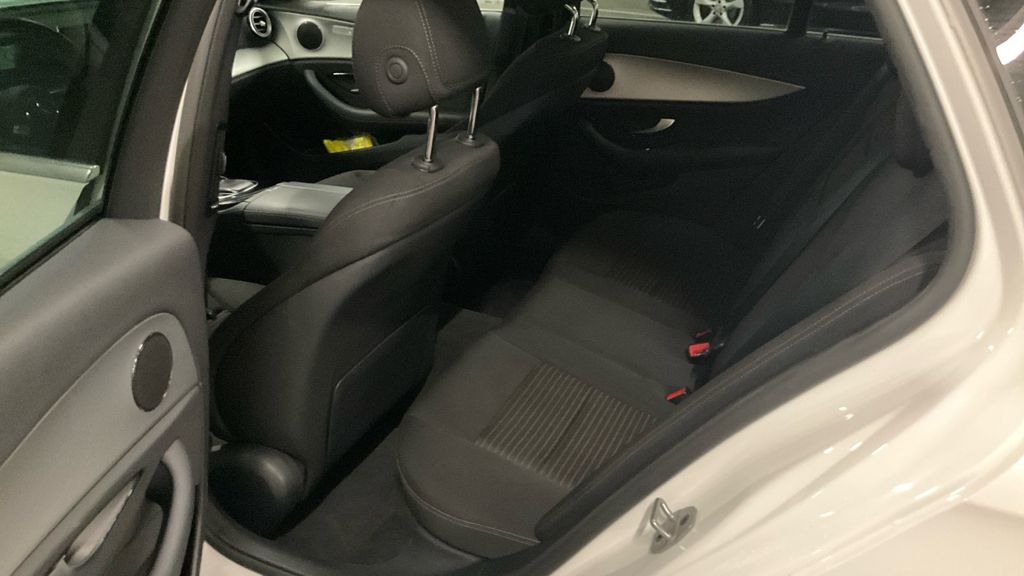 Mercedes-Benz E 300 2022