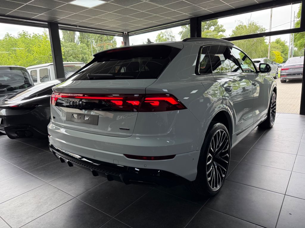 Audi Q8 2025