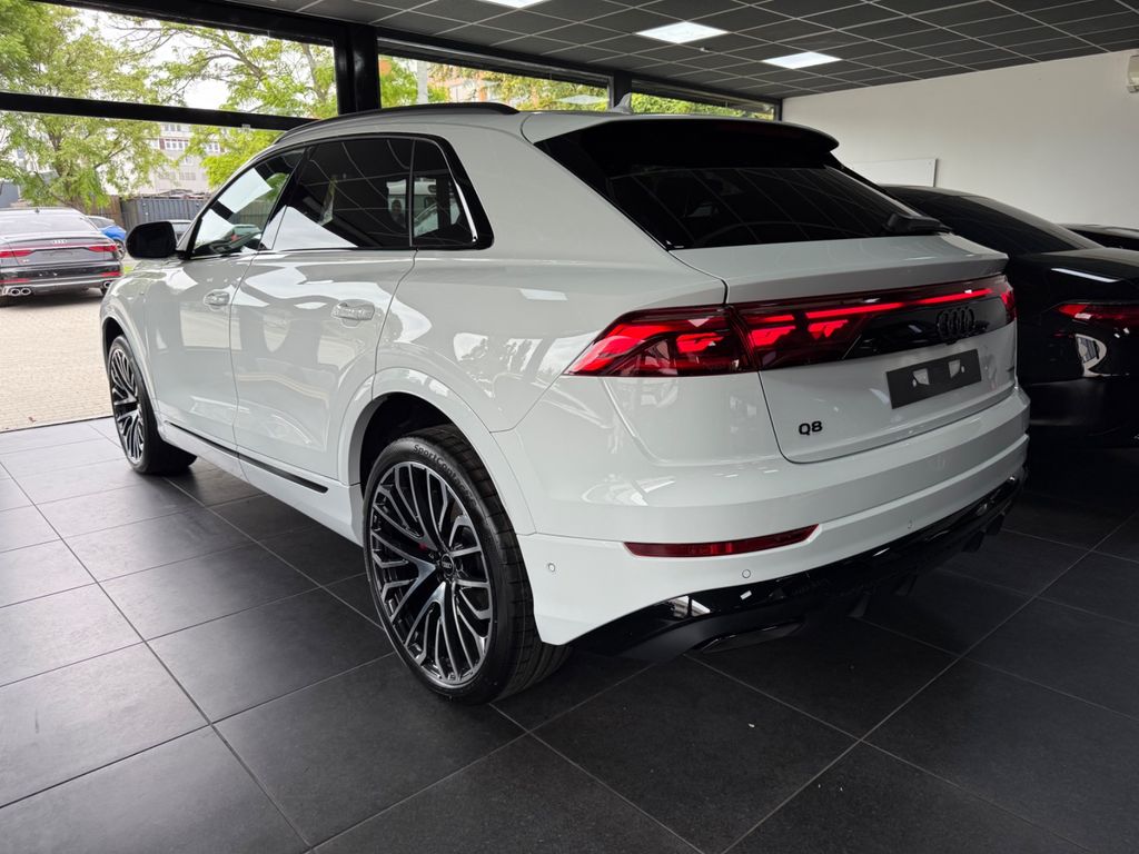 Audi Q8 2025