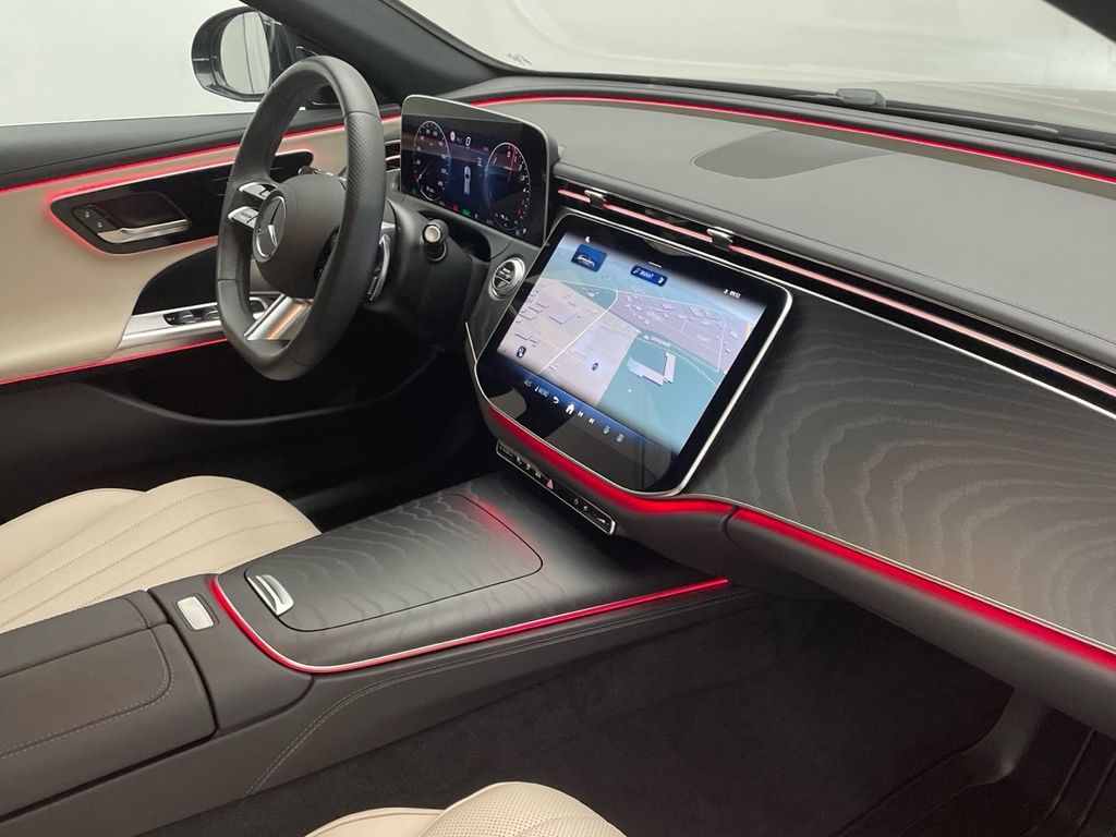 Mercedes-Benz E 300 2024