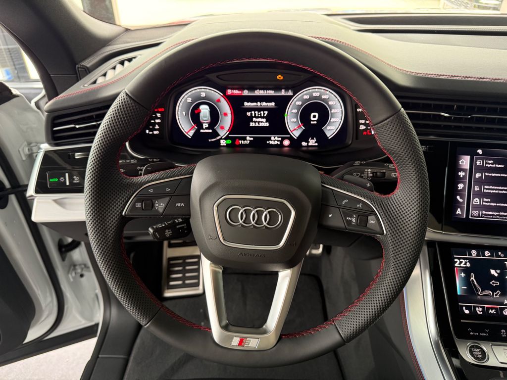 Audi Q8 2025