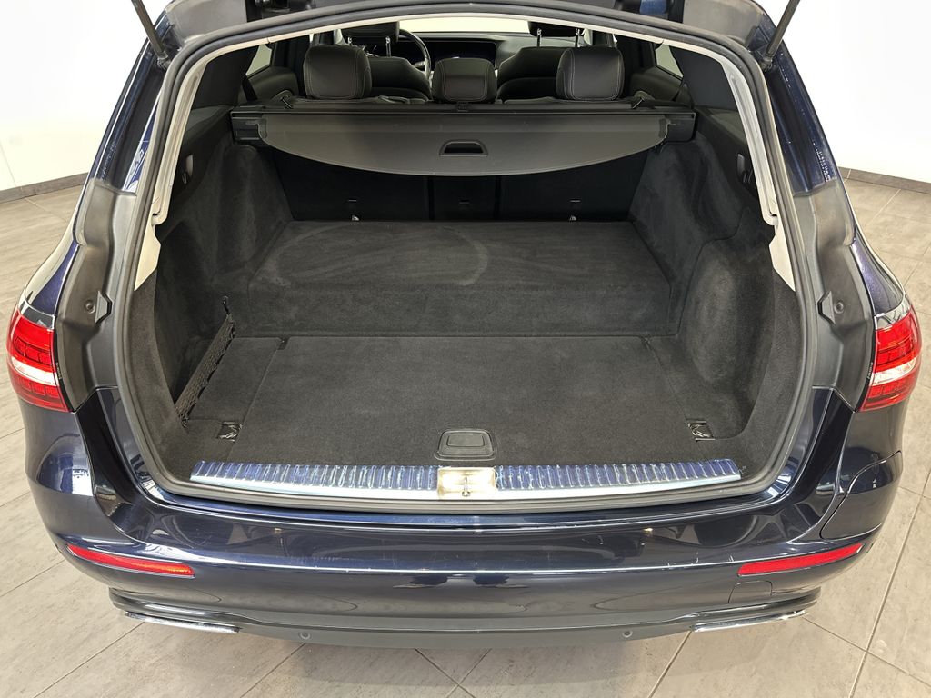 Mercedes-Benz E 300 2022