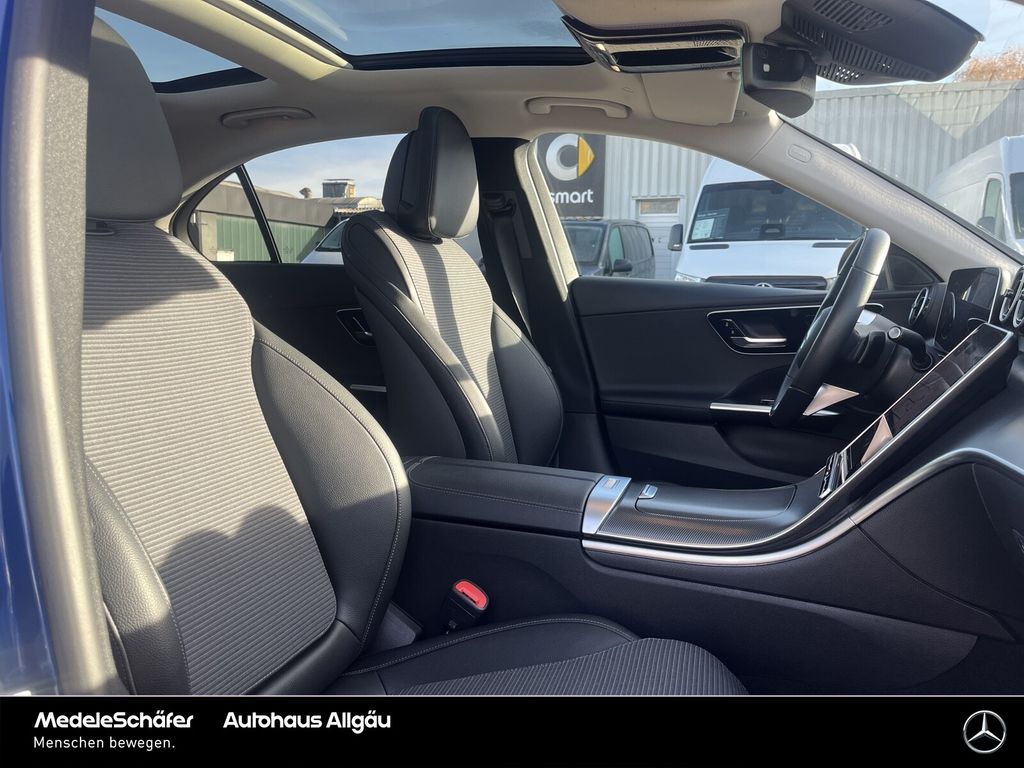 Mercedes-Benz C 300 2024