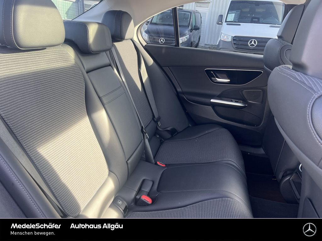 Mercedes-Benz C 300 2024