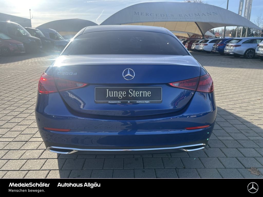 Mercedes-Benz C 300 2024