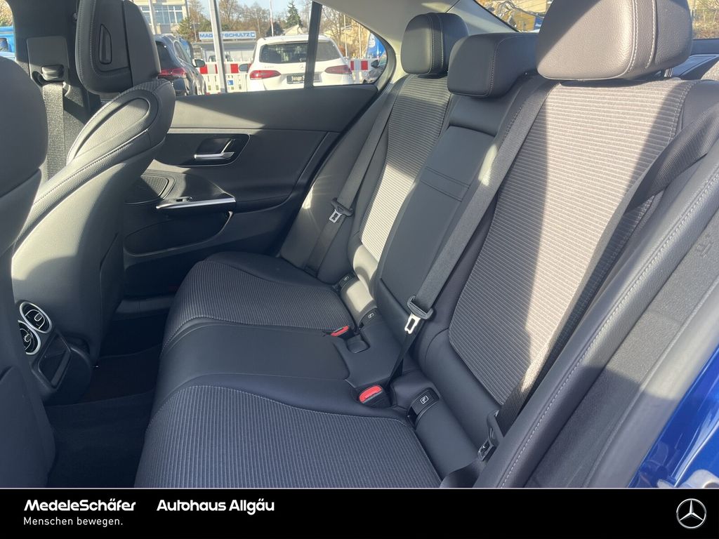 Mercedes-Benz C 300 2024