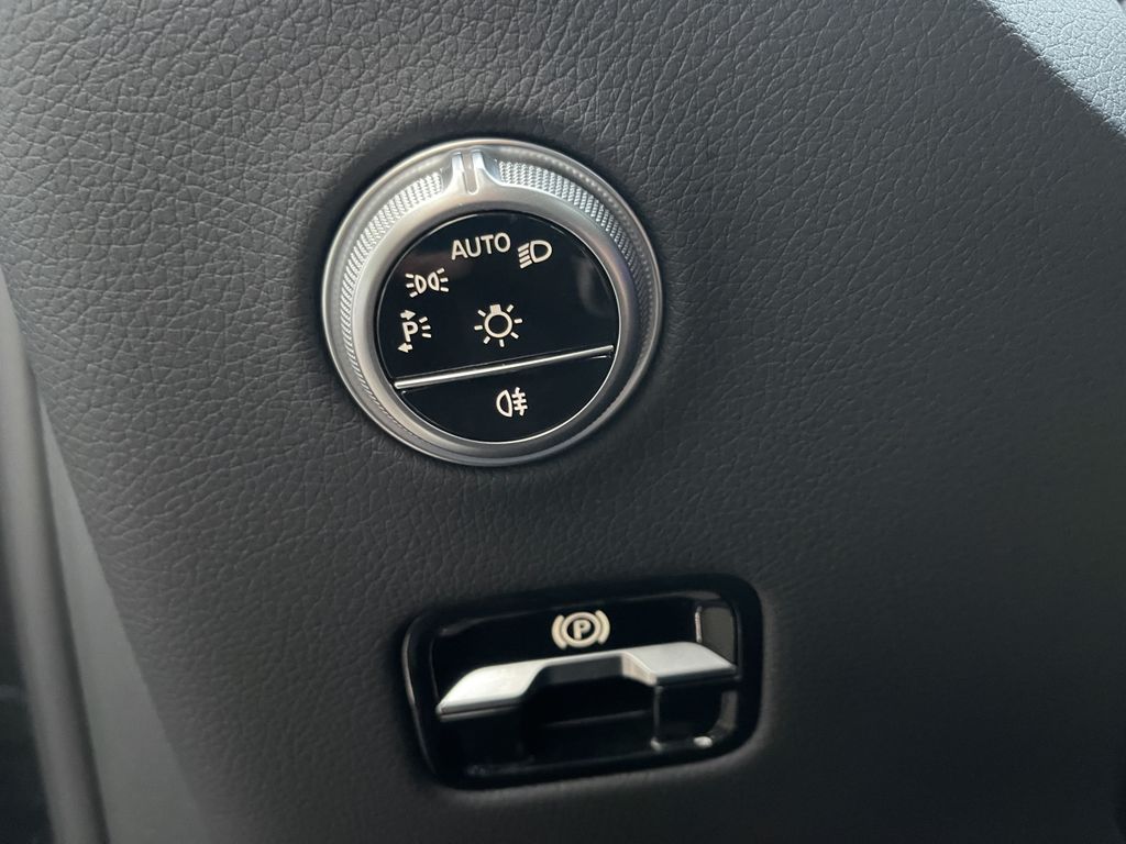 Mercedes-Benz GLC 300 2024