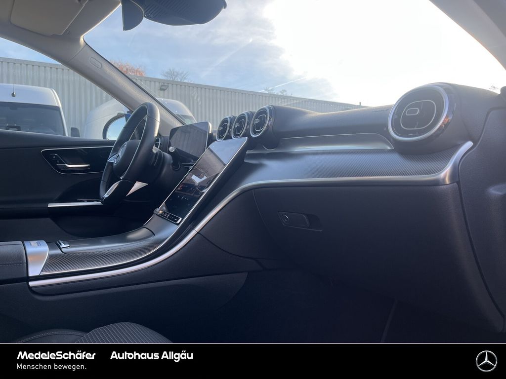 Mercedes-Benz C 300 2024