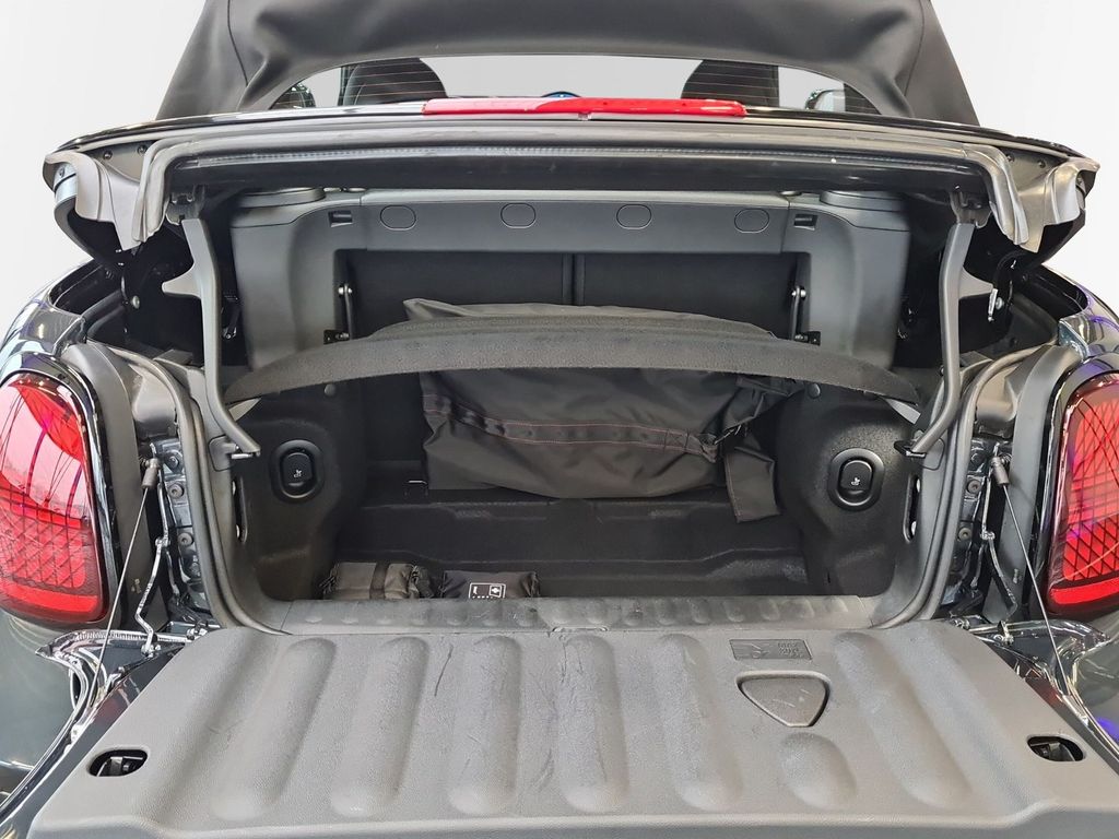 MINI John Cooper Works Cabrio 2025