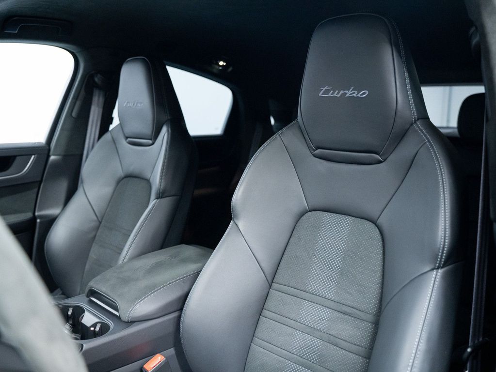 Porsche Cayenne 2024