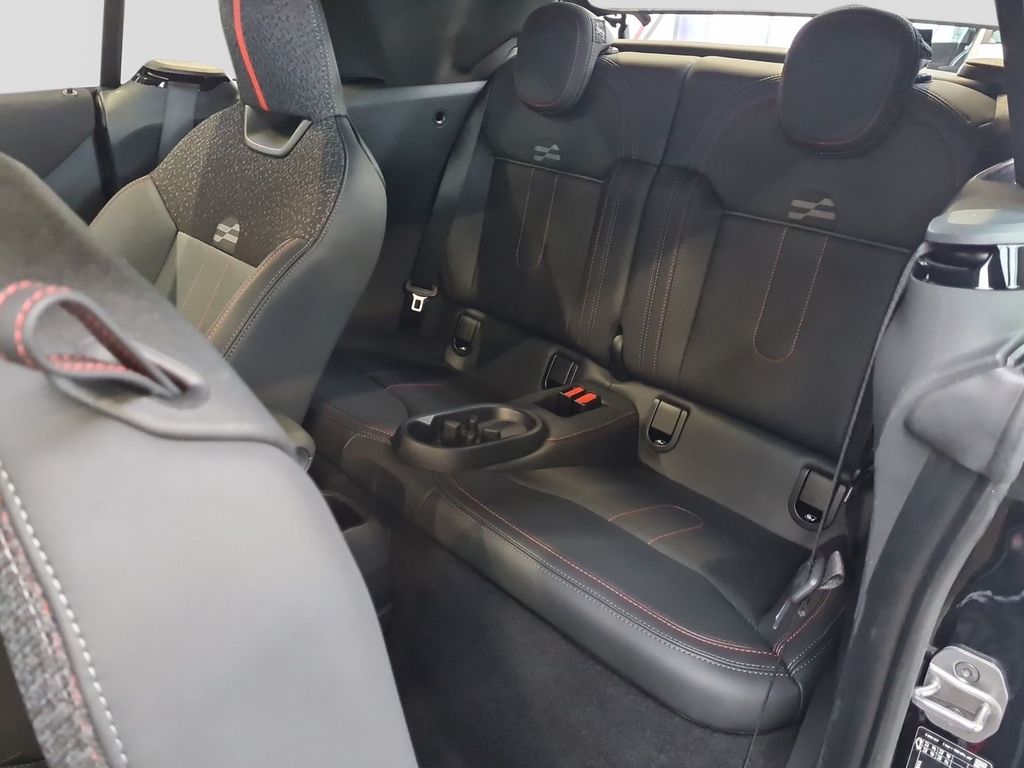 MINI John Cooper Works Cabrio 2025