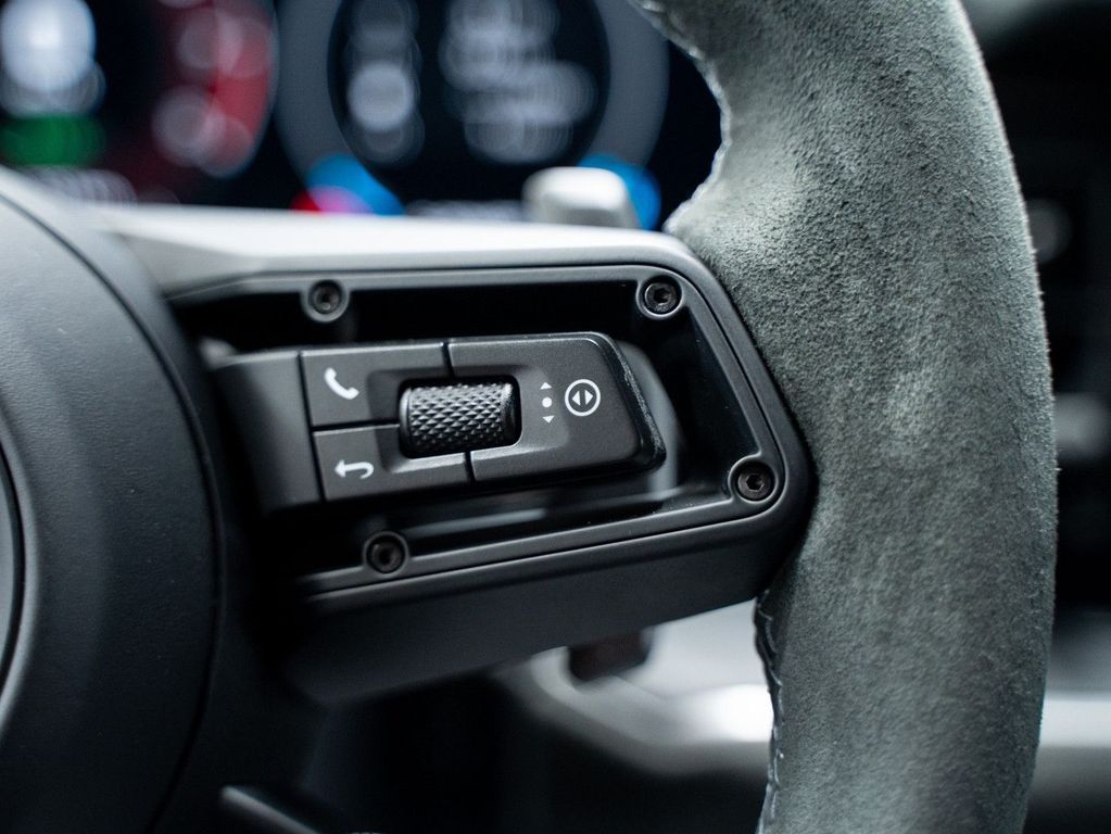 Porsche Cayenne 2024