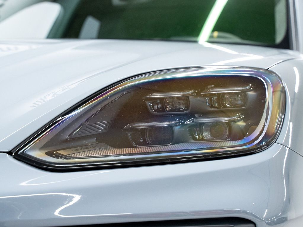 Porsche Cayenne 2024