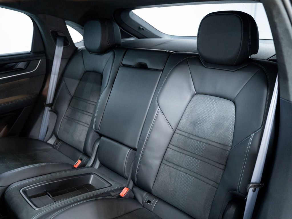 Porsche Cayenne 2024