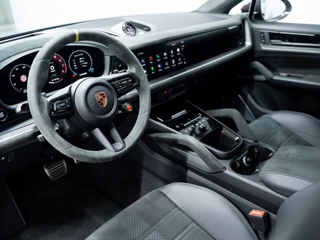 Porsche Cayenne 2024