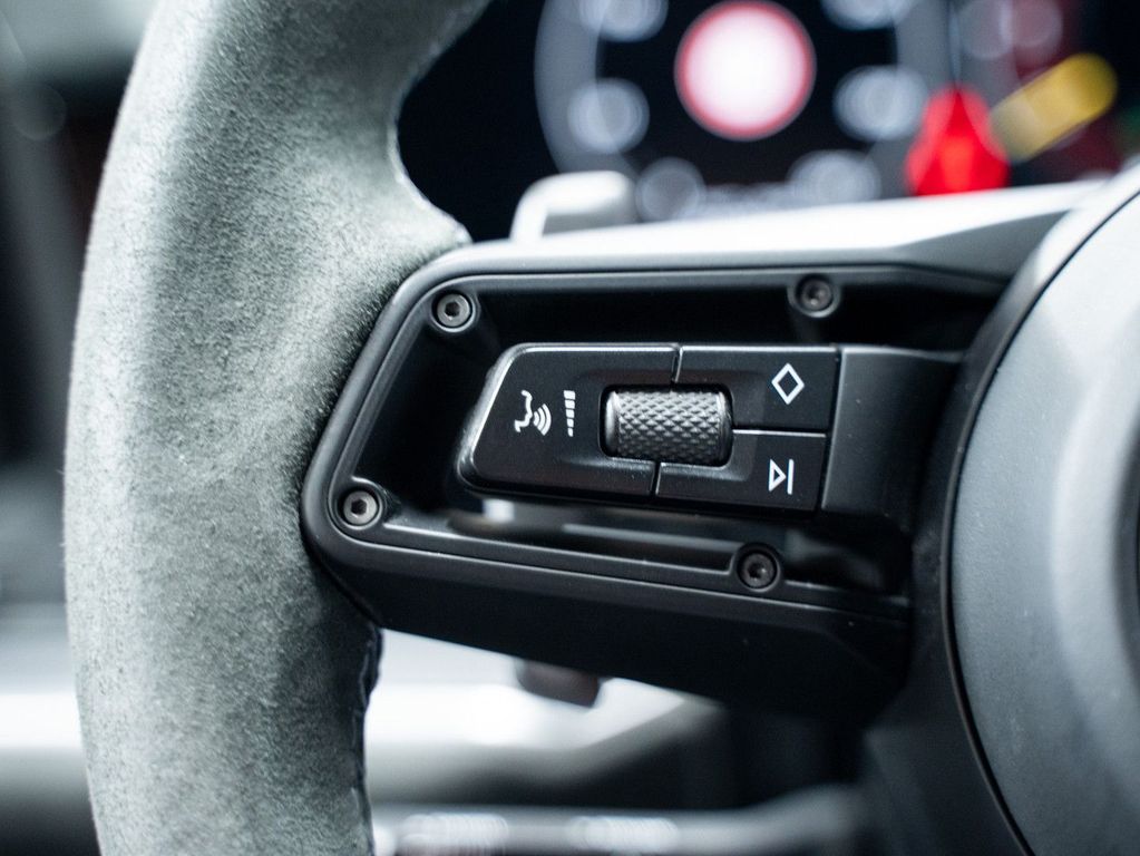 Porsche Cayenne 2024