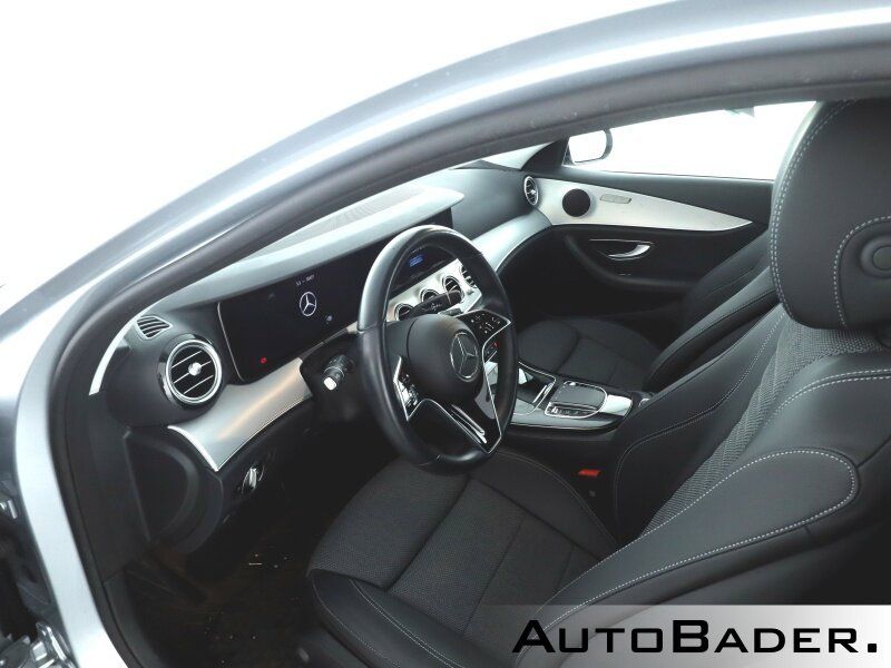 Mercedes-Benz E 220 2022