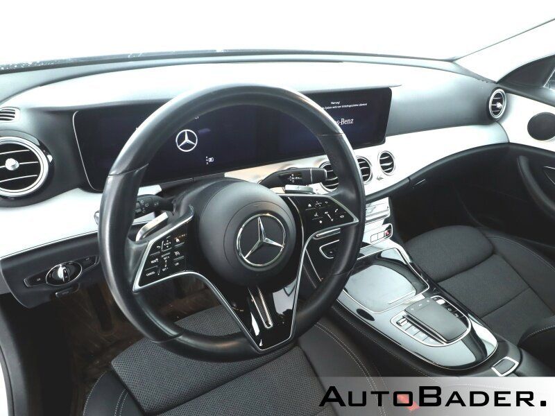 Mercedes-Benz E 220 2022