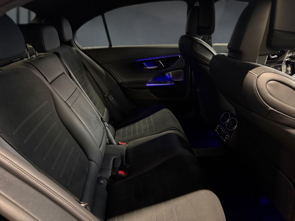 Mercedes-Benz C 300 2024