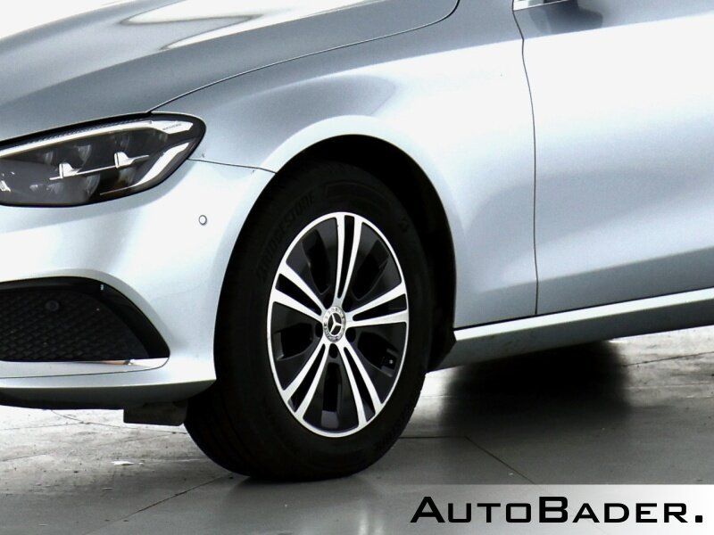 Mercedes-Benz E 220 2022