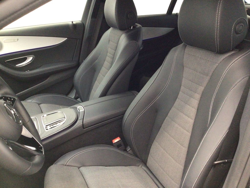 Mercedes-Benz E 300 2022