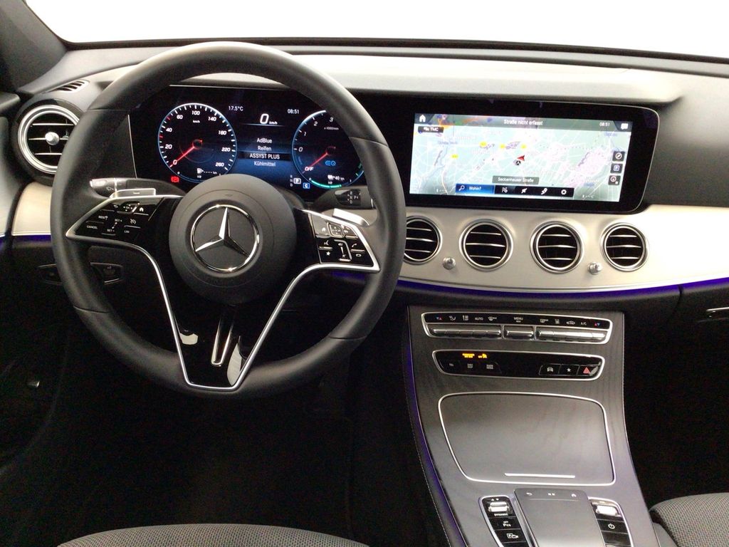 Mercedes-Benz E 300 2022