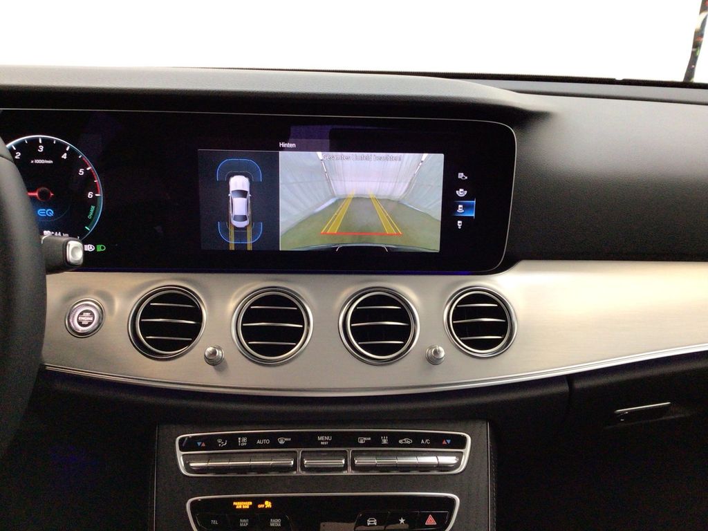 Mercedes-Benz E 300 2022