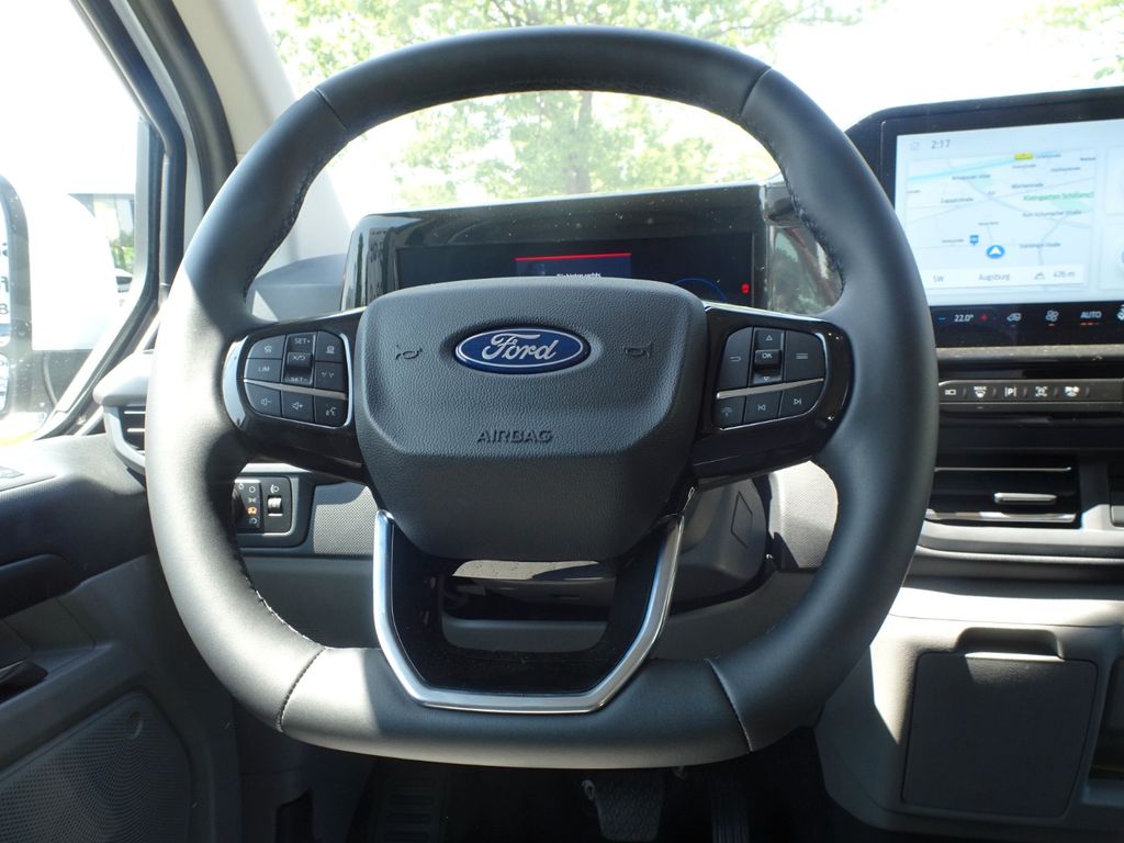 Ford Tourneo Custom 2025