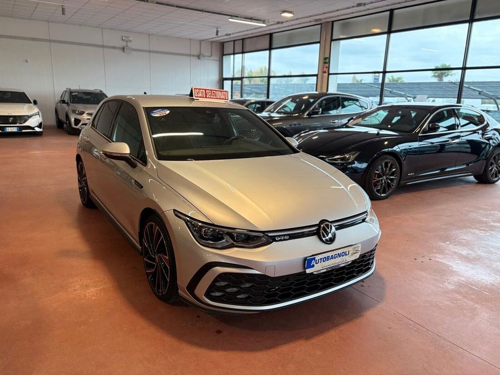 Volkswagen Golf 2022