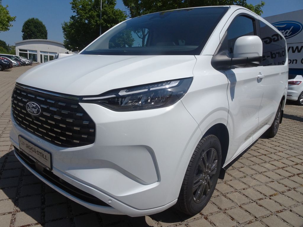 Ford Tourneo Custom 2025