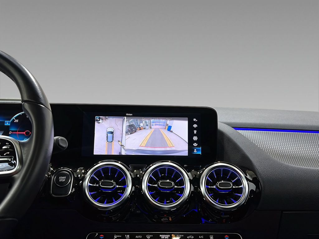 Mercedes-Benz EQA 2021