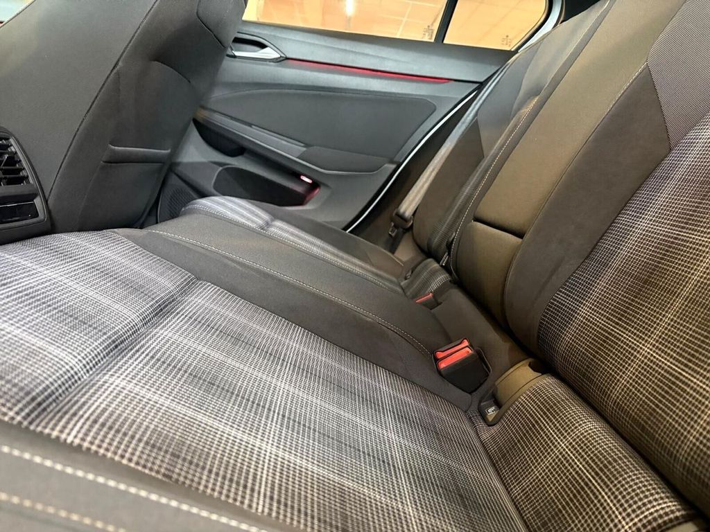 Volkswagen Golf 2022