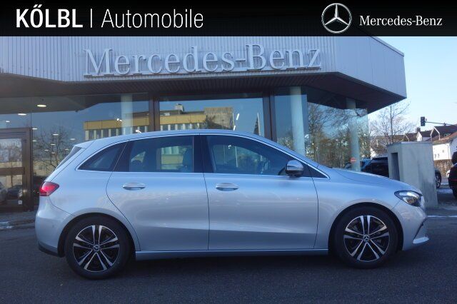 Mercedes-Benz B 200 2024