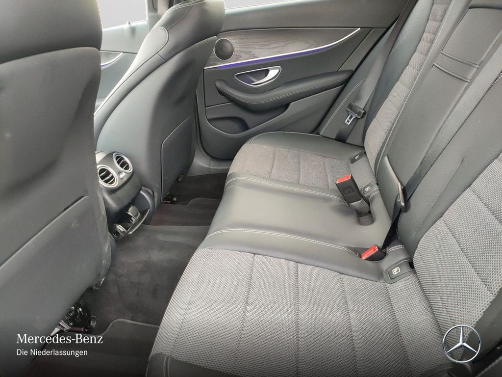 Mercedes-Benz E 300 2022